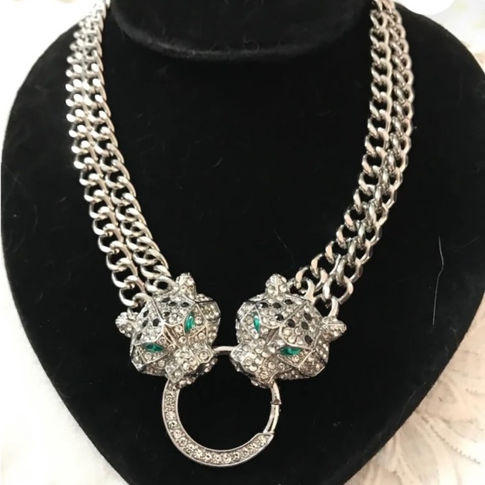 eye candy Silver-Tone Crystal Panther Necklace with Green Eyes